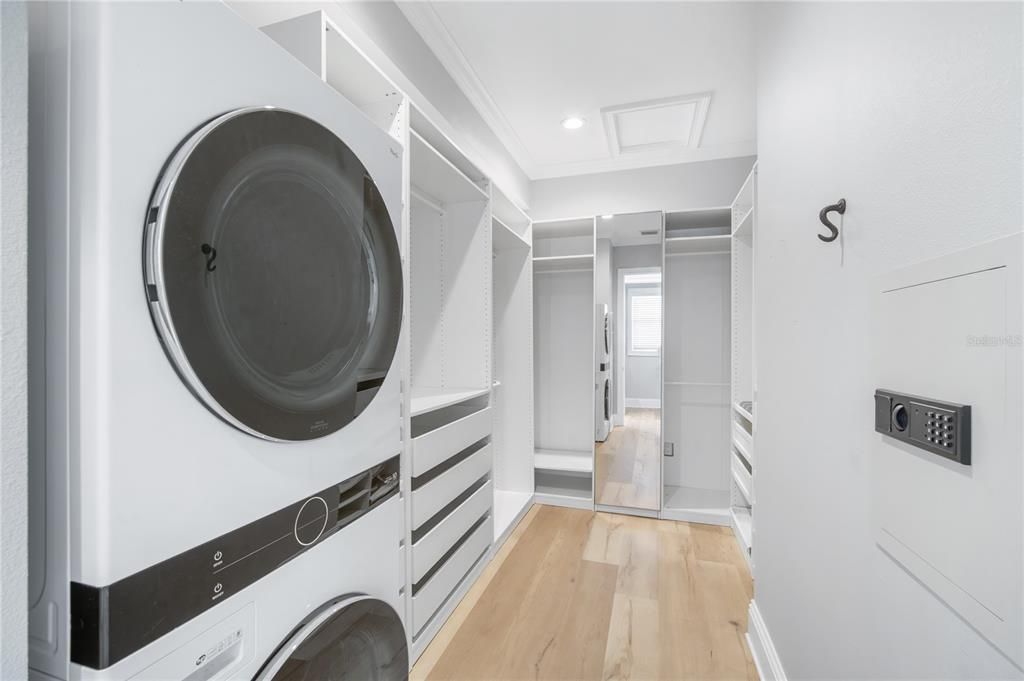 En Renta: $7,500 (5 camas, 5 baños, 4355 Pies cuadrados)