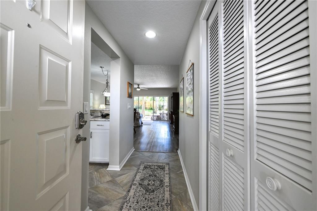 For Sale: $399,000 (2 beds, 2 baths, 1235 Square Feet)