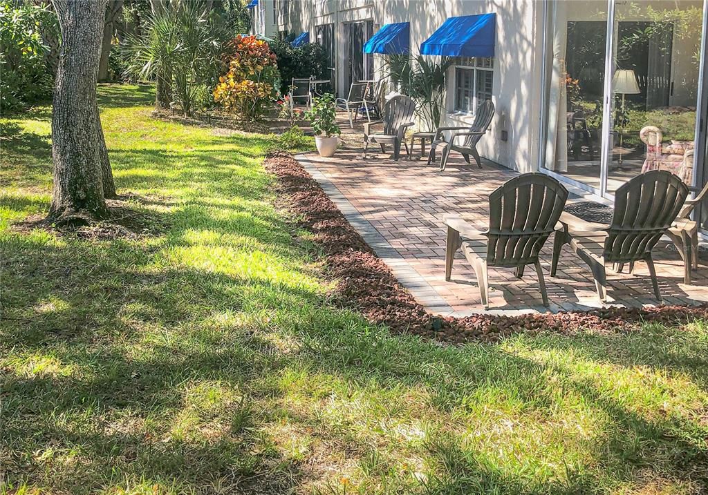 For Sale: $399,000 (2 beds, 2 baths, 1235 Square Feet)