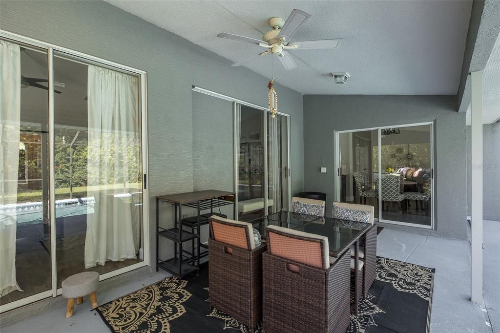 For Sale: $679,000 (4 beds, 3 baths, 2645 Square Feet)