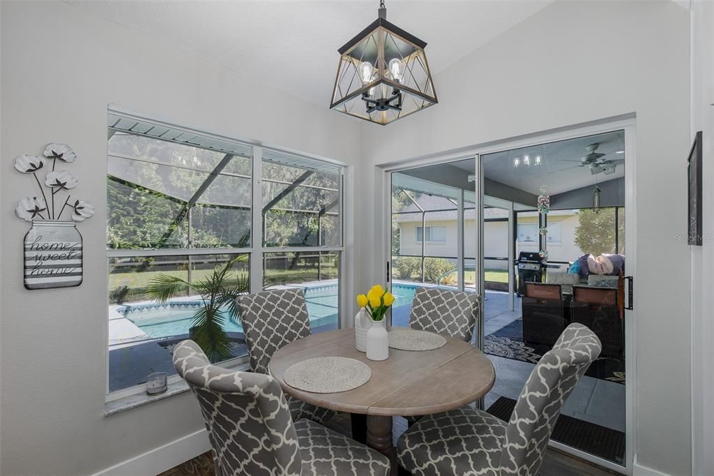 For Sale: $679,000 (4 beds, 3 baths, 2645 Square Feet)