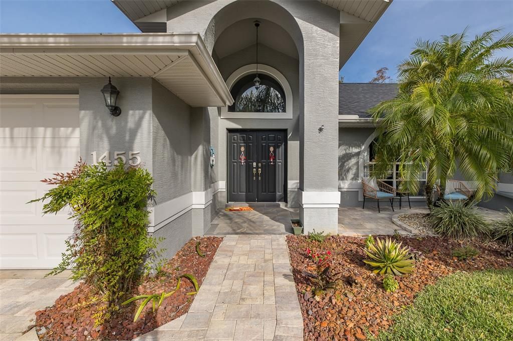 For Sale: $679,000 (4 beds, 3 baths, 2645 Square Feet)