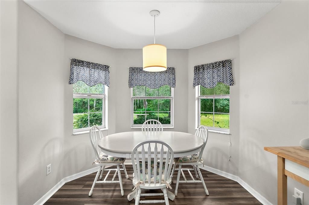 For Sale: $279,000 (3 beds, 2 baths, 1318 Square Feet)