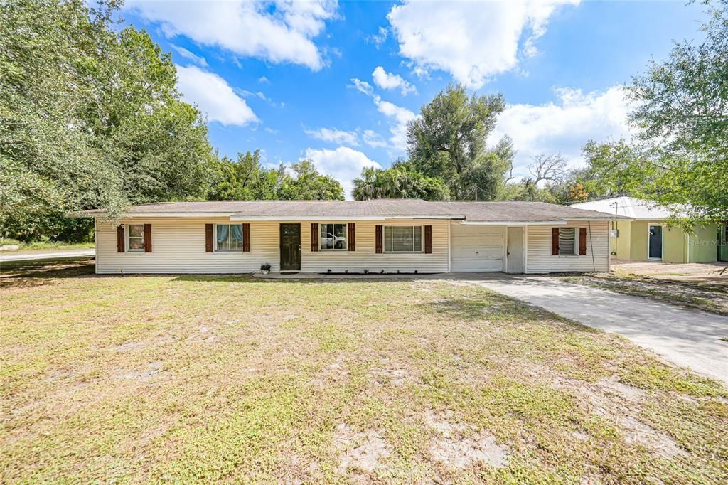 Active With Contract: $170,000 (3 beds, 1 baths, 1422 Square Feet)