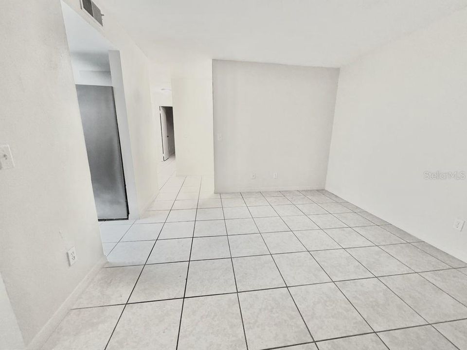 For Rent: $1,450 (2 beds, 2 baths, 905 Square Feet)