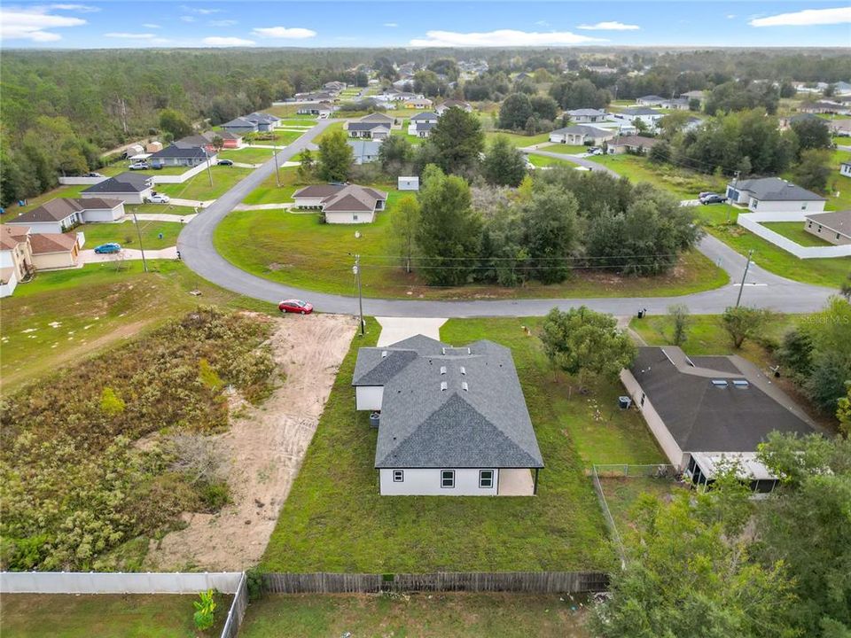 For Sale: $348,000 (4 beds, 3 baths, 1990 Square Feet)