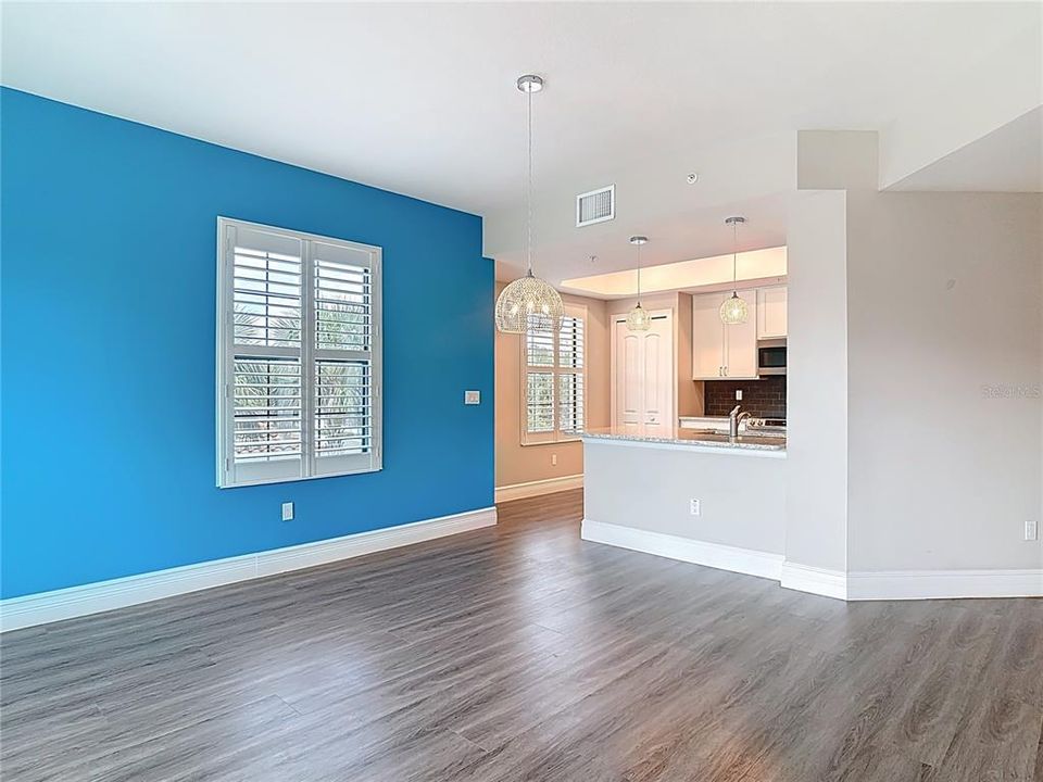 待售: $399,000 (3 贝兹, 2 浴室, 1523 平方英尺)