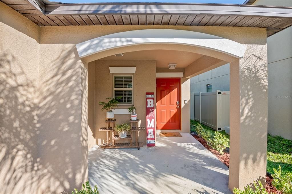 For Sale: $319,900 (3 beds, 2 baths, 1451 Square Feet)