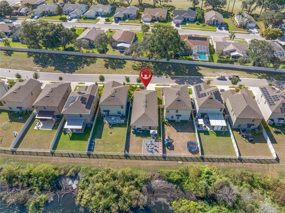 For Sale: $319,900 (3 beds, 2 baths, 1451 Square Feet)