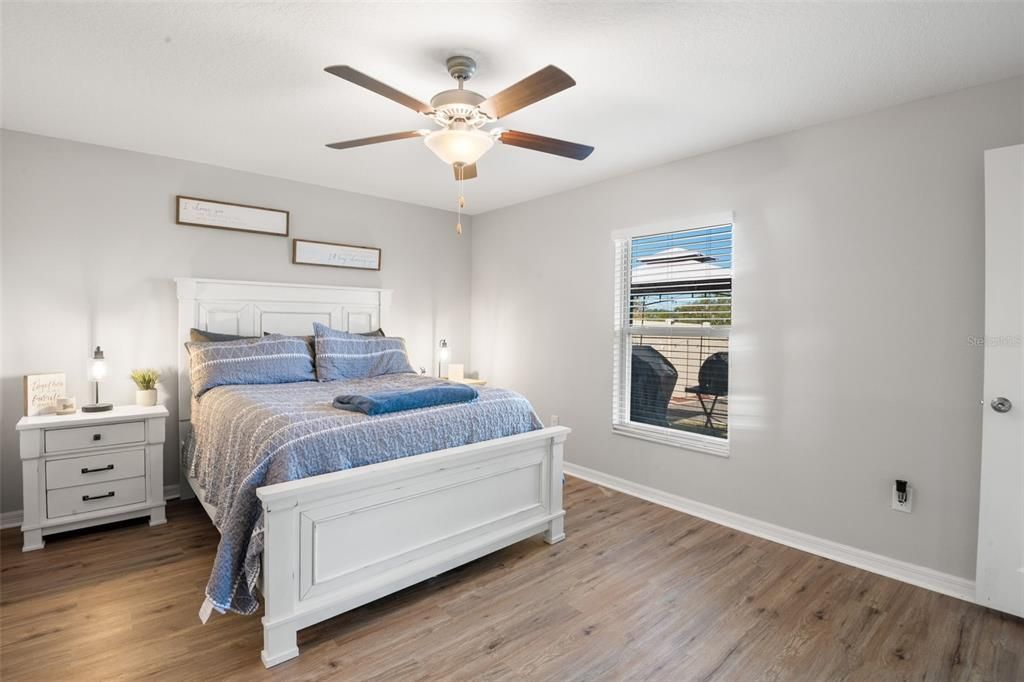 For Sale: $319,900 (3 beds, 2 baths, 1451 Square Feet)