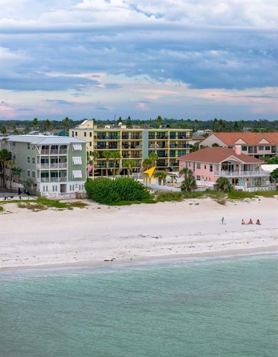 For Sale: $849,000 (3 beds, 2 baths, 1200 Square Feet)