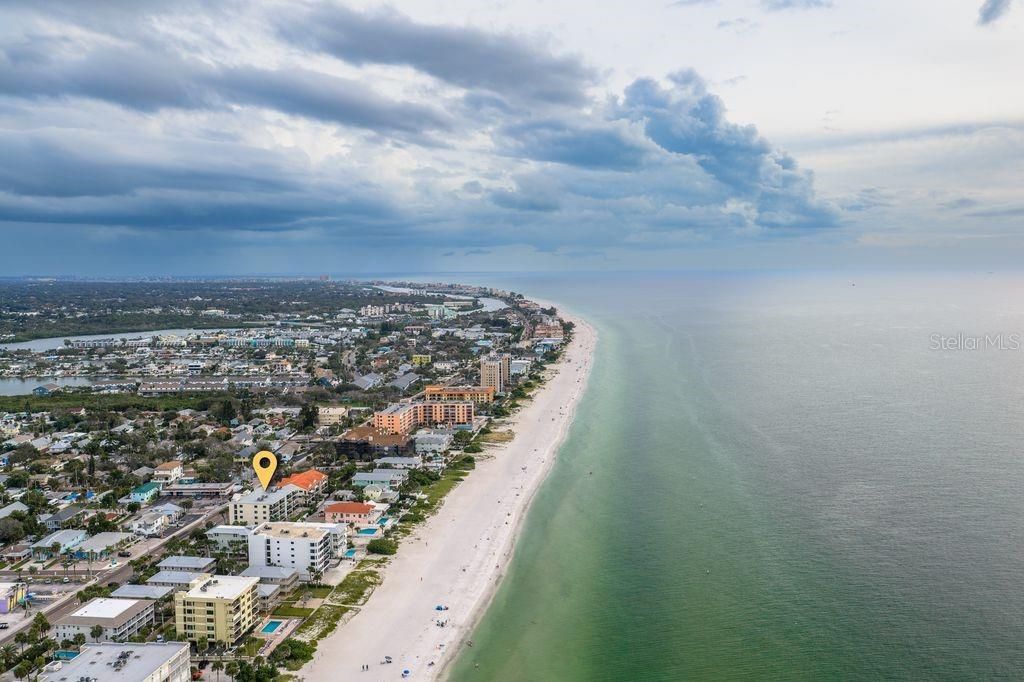 For Sale: $849,000 (3 beds, 2 baths, 1200 Square Feet)