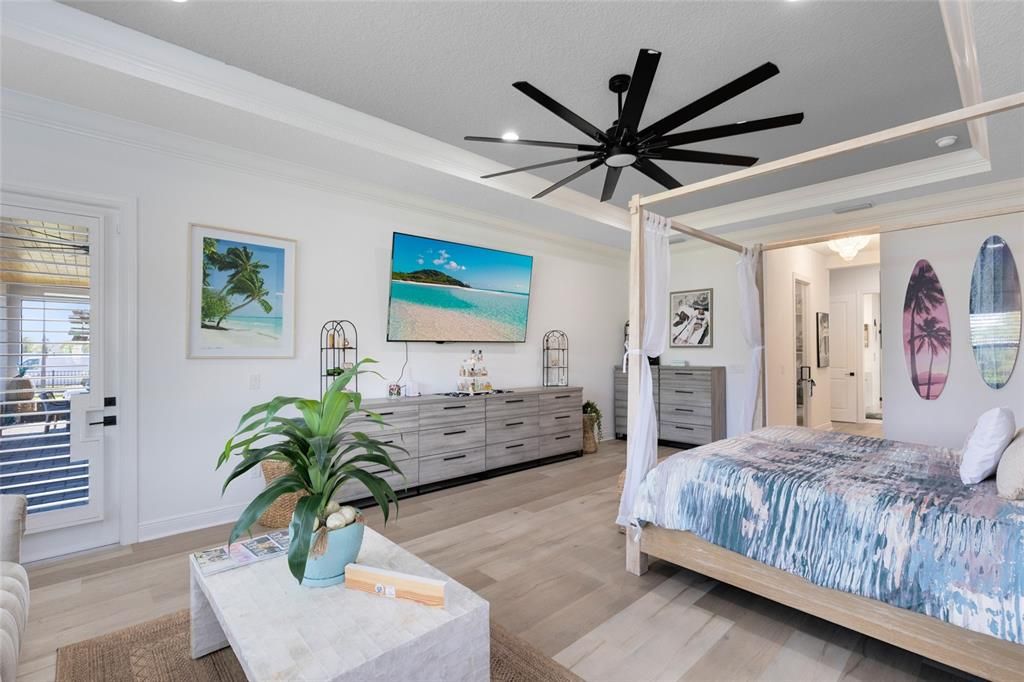 For Sale: $2,299,000 (4 beds, 4 baths, 4860 Square Feet)