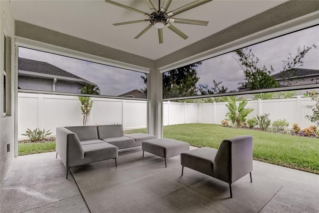 Activo con contrato: $540,000 (3 camas, 2 baños, 2200 Pies cuadrados)