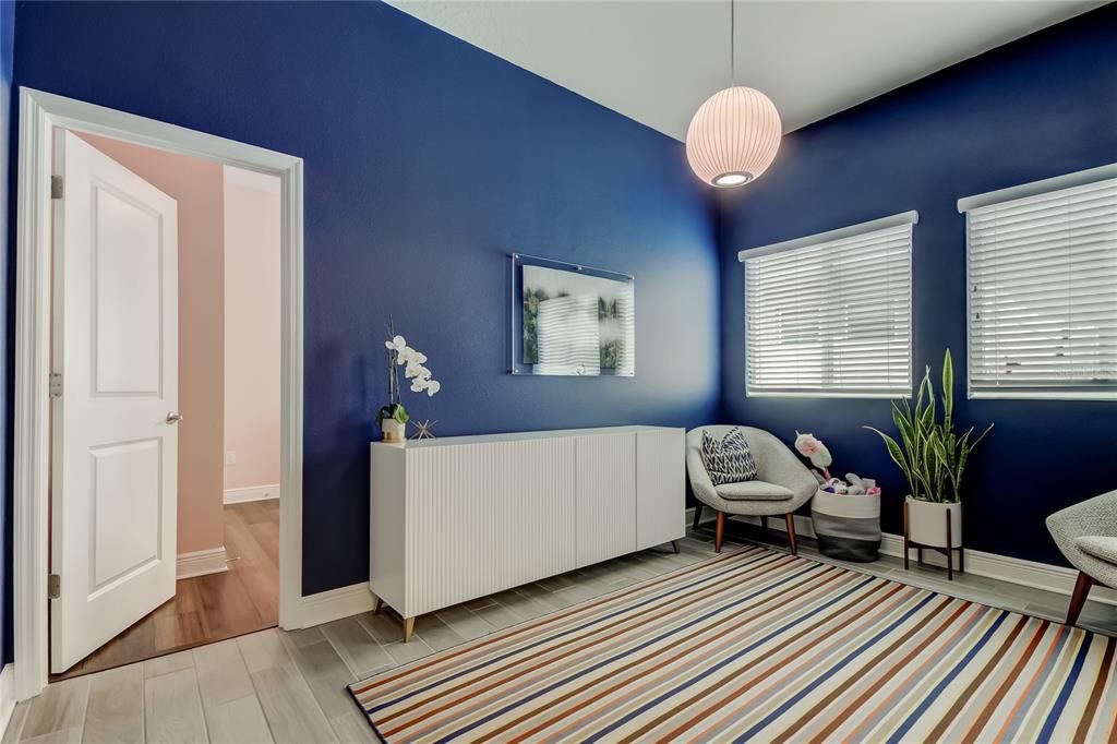 Activo con contrato: $540,000 (3 camas, 2 baños, 2200 Pies cuadrados)