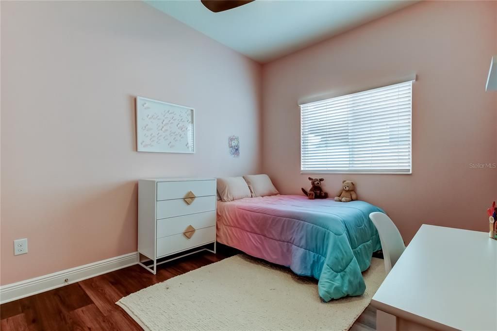 Activo con contrato: $540,000 (3 camas, 2 baños, 2200 Pies cuadrados)