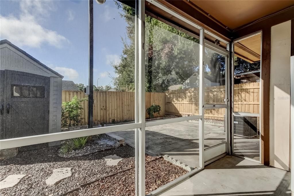 Active With Contract: $260,000 (3 beds, 2 baths, 1230 Square Feet)