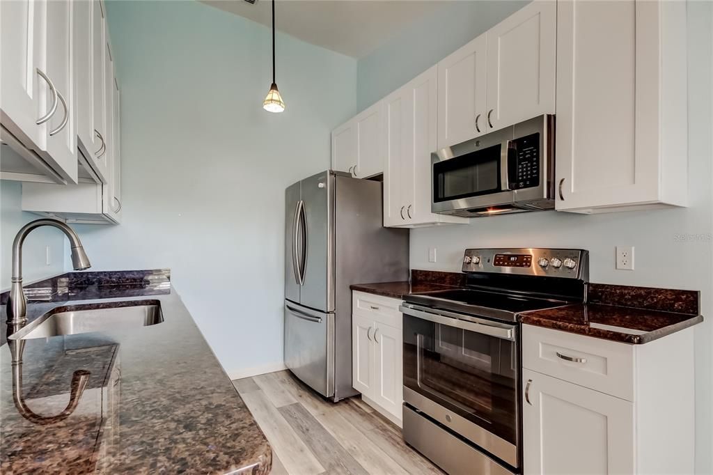 Active With Contract: $260,000 (3 beds, 2 baths, 1230 Square Feet)