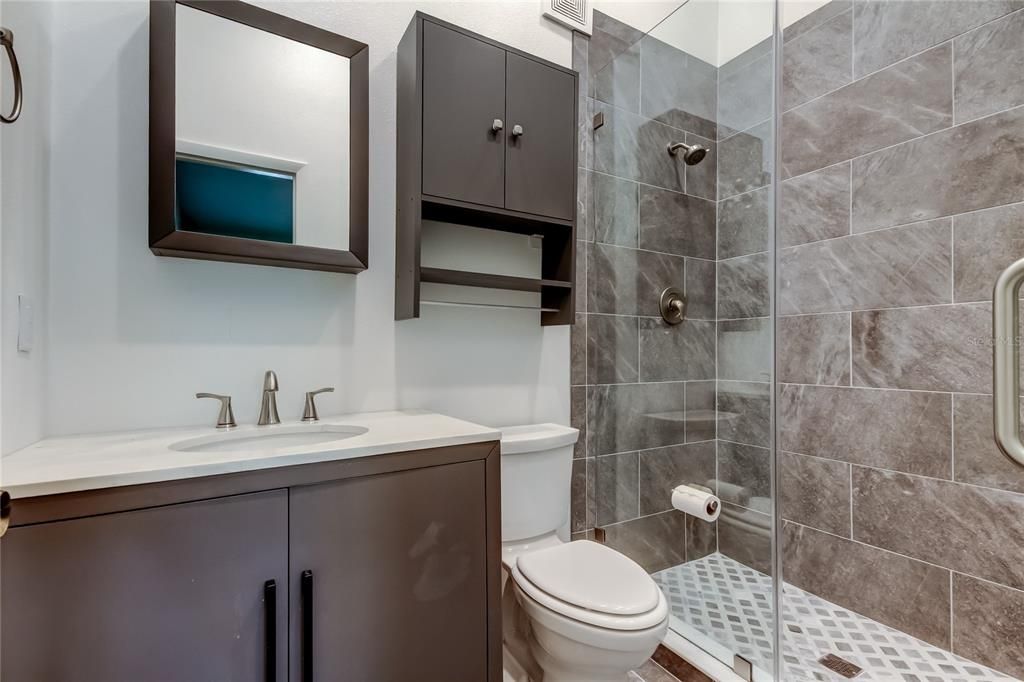 Active With Contract: $260,000 (3 beds, 2 baths, 1230 Square Feet)