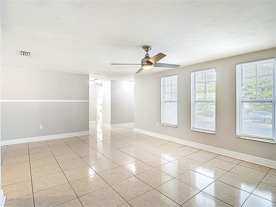 Active With Contract: $250,000 (3 beds, 2 baths, 1446 Square Feet)