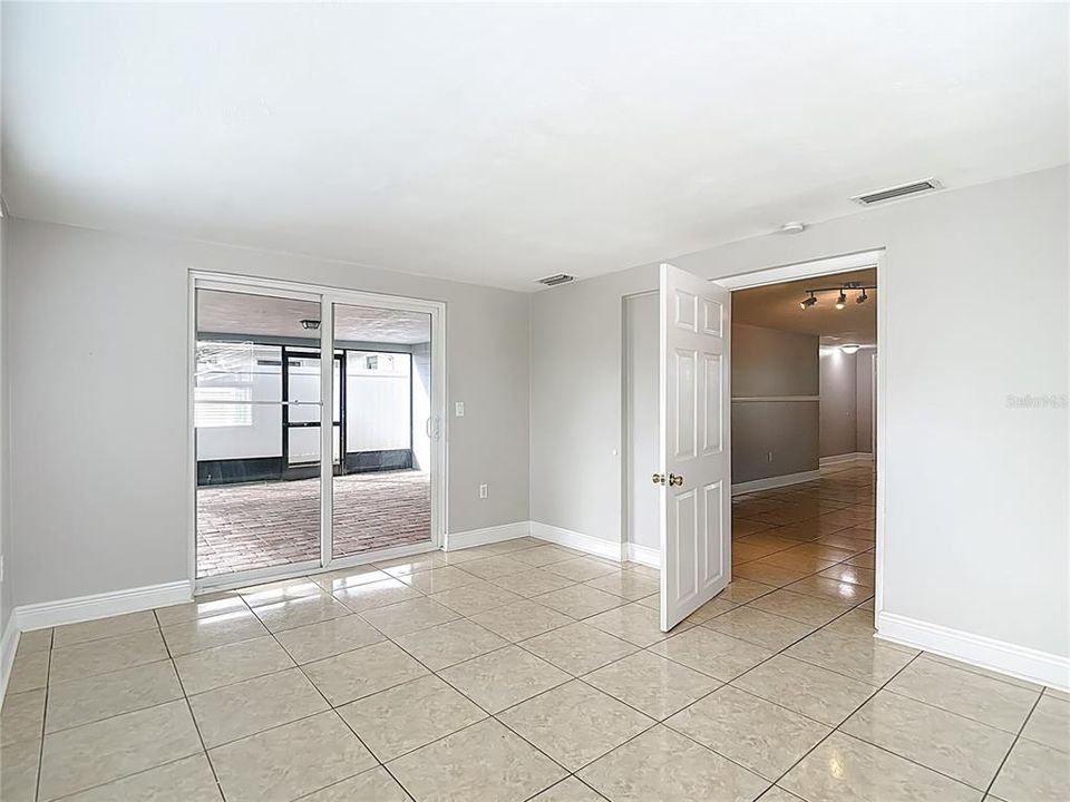 Active With Contract: $250,000 (3 beds, 2 baths, 1446 Square Feet)