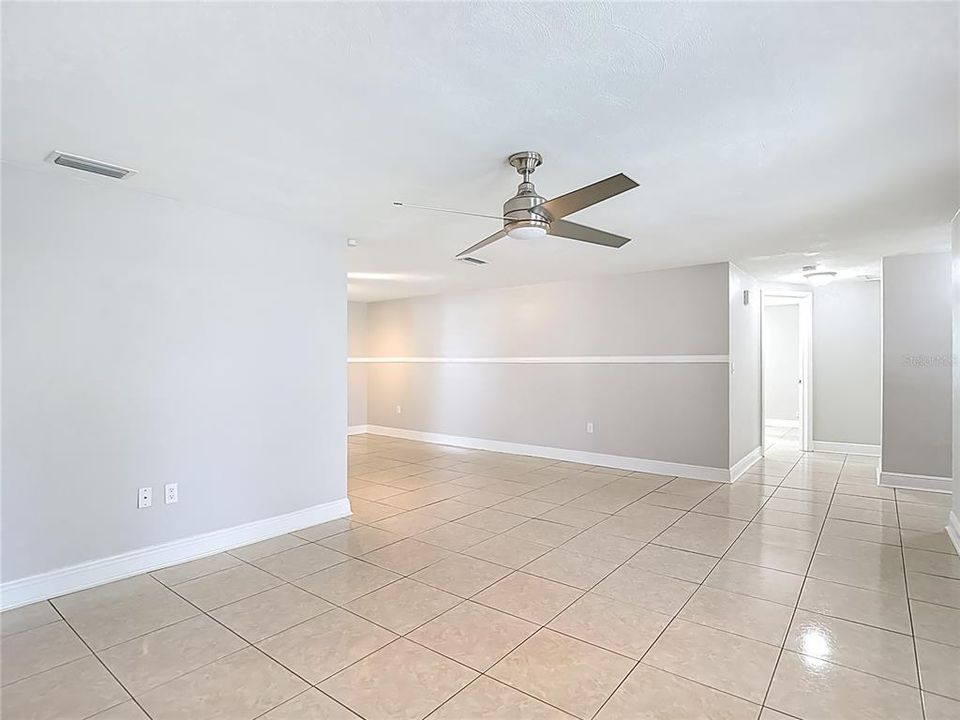 Active With Contract: $250,000 (3 beds, 2 baths, 1446 Square Feet)