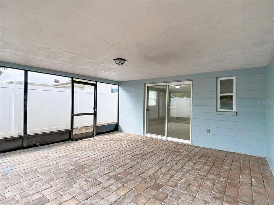 Active With Contract: $250,000 (3 beds, 2 baths, 1446 Square Feet)