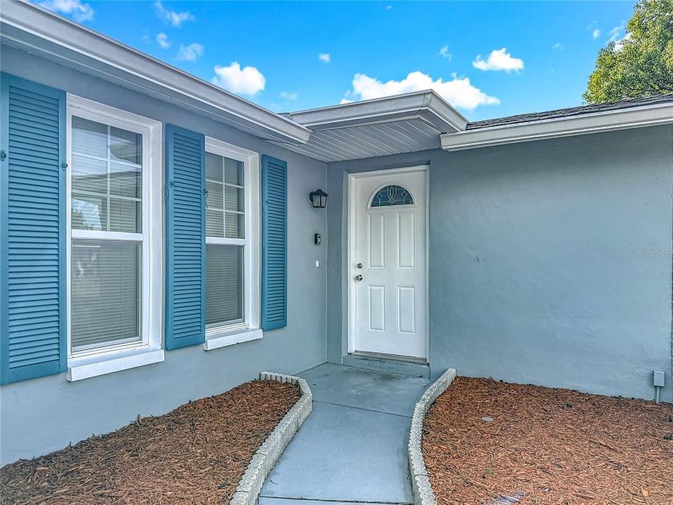 Active With Contract: $250,000 (3 beds, 2 baths, 1446 Square Feet)