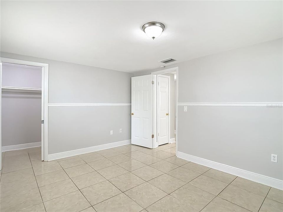 Active With Contract: $250,000 (3 beds, 2 baths, 1446 Square Feet)