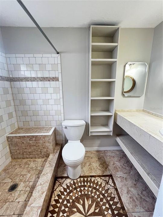 For Rent: $1,750 (2 beds, 2 baths, 976 Square Feet)