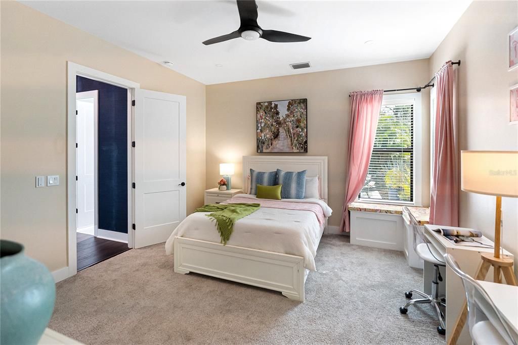 For Sale: $3,500,000 (6 beds, 5 baths, 6023 Square Feet)