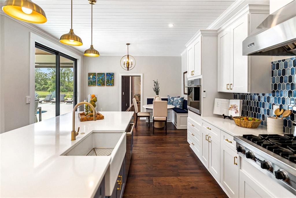 For Sale: $3,500,000 (6 beds, 5 baths, 6023 Square Feet)