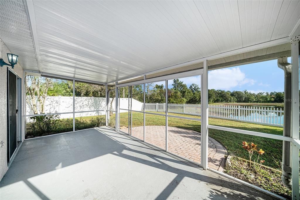 For Sale: $335,000 (3 beds, 2 baths, 1468 Square Feet)