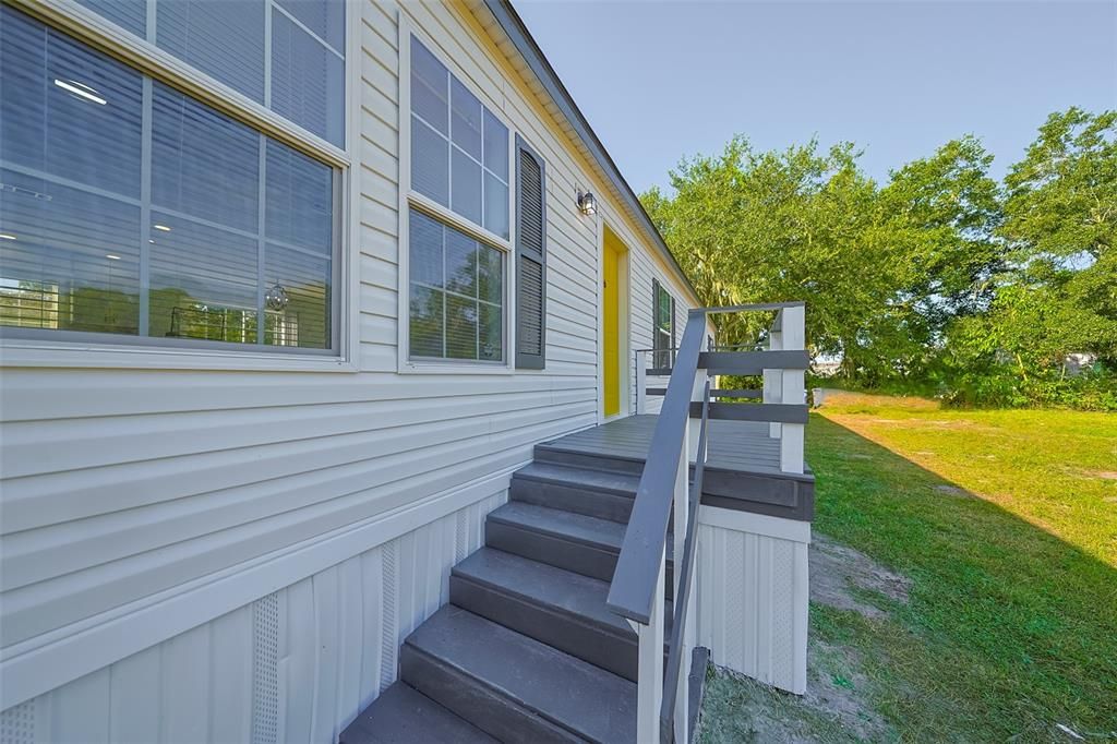 Active With Contract: $360,000 (5 beds, 2 baths, 2052 Square Feet)