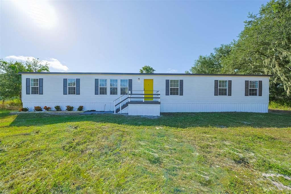 Active With Contract: $360,000 (5 beds, 2 baths, 2052 Square Feet)