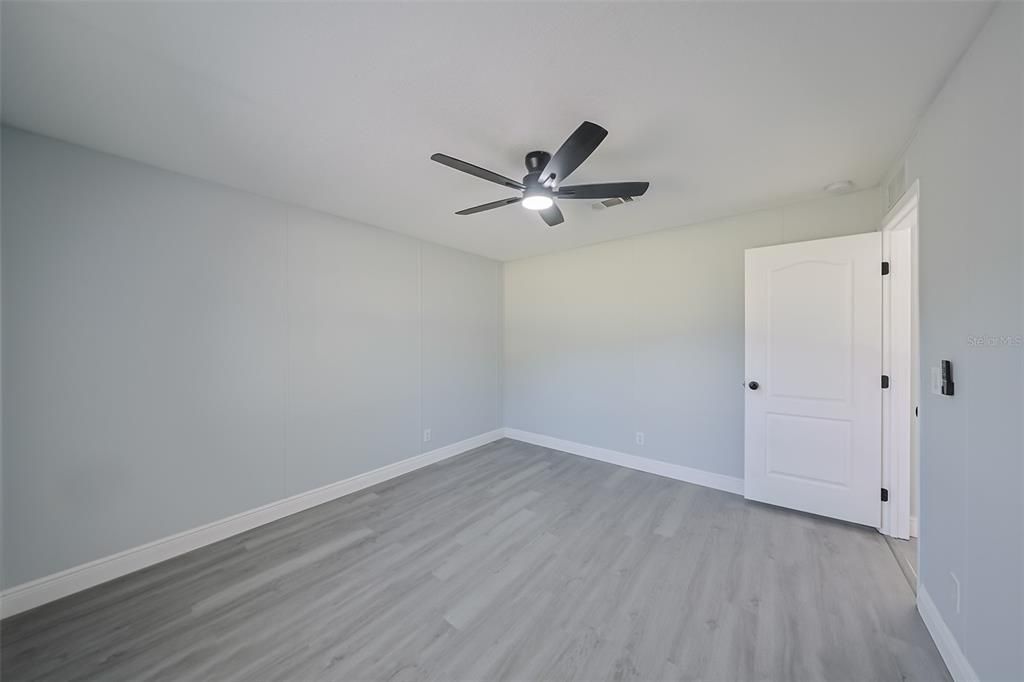 Active With Contract: $360,000 (5 beds, 2 baths, 2052 Square Feet)