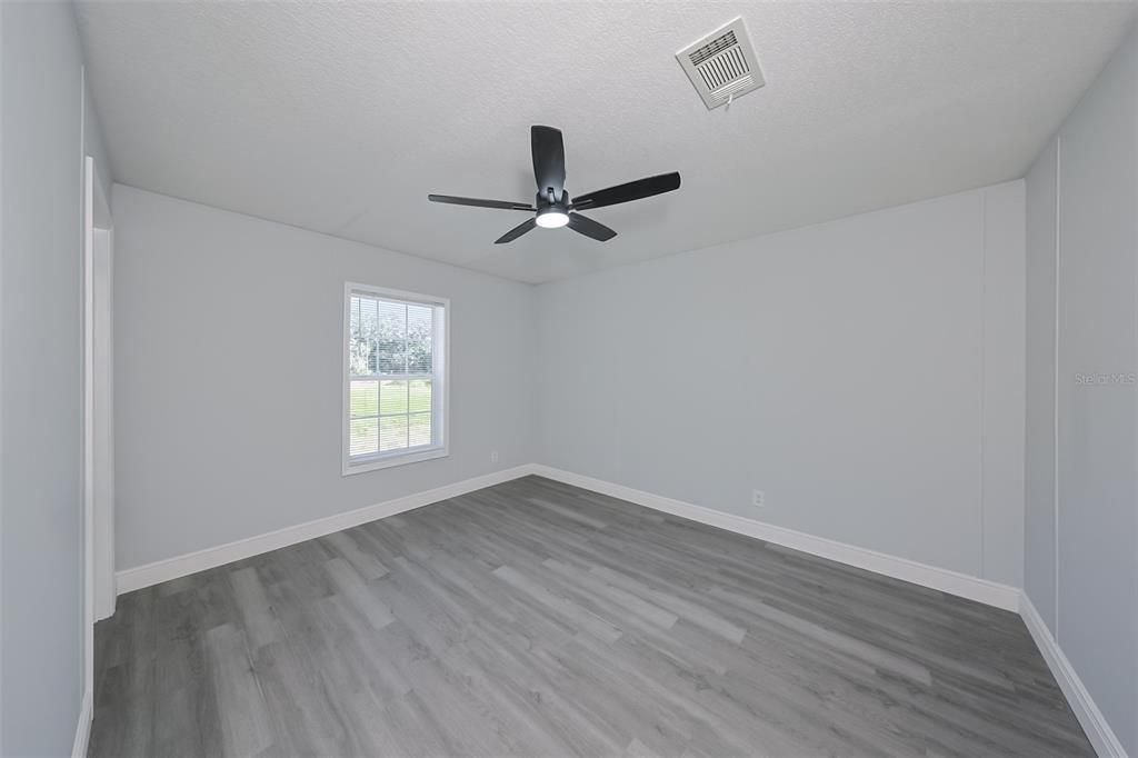 Active With Contract: $360,000 (5 beds, 2 baths, 2052 Square Feet)