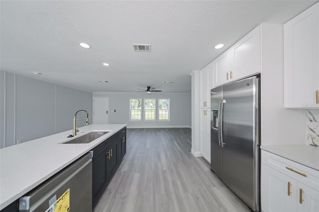 Active With Contract: $360,000 (5 beds, 2 baths, 2052 Square Feet)