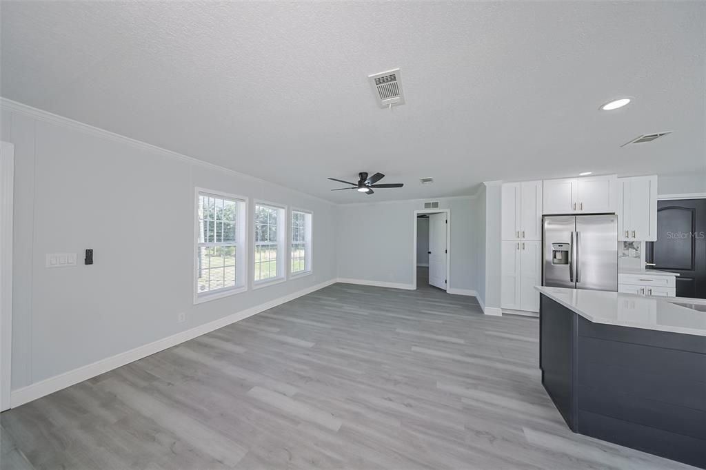 Active With Contract: $360,000 (5 beds, 2 baths, 2052 Square Feet)