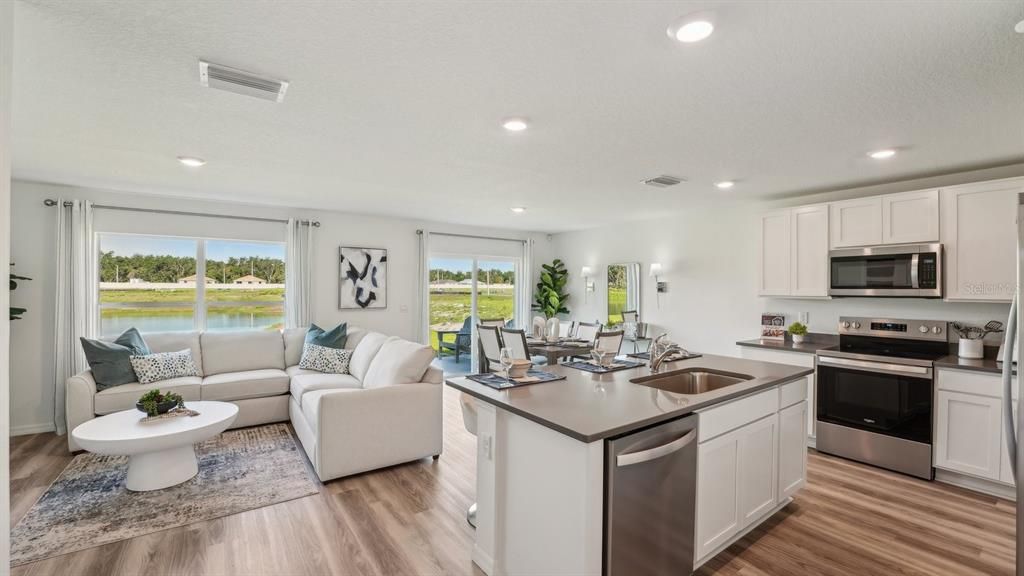 For Sale: $272,990 (4 beds, 2 baths, 1498 Square Feet)