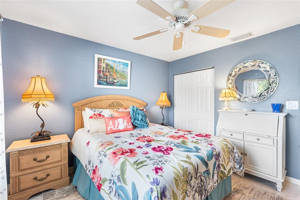 待售: $234,900 (2 贝兹, 2 浴室, 1153 平方英尺)