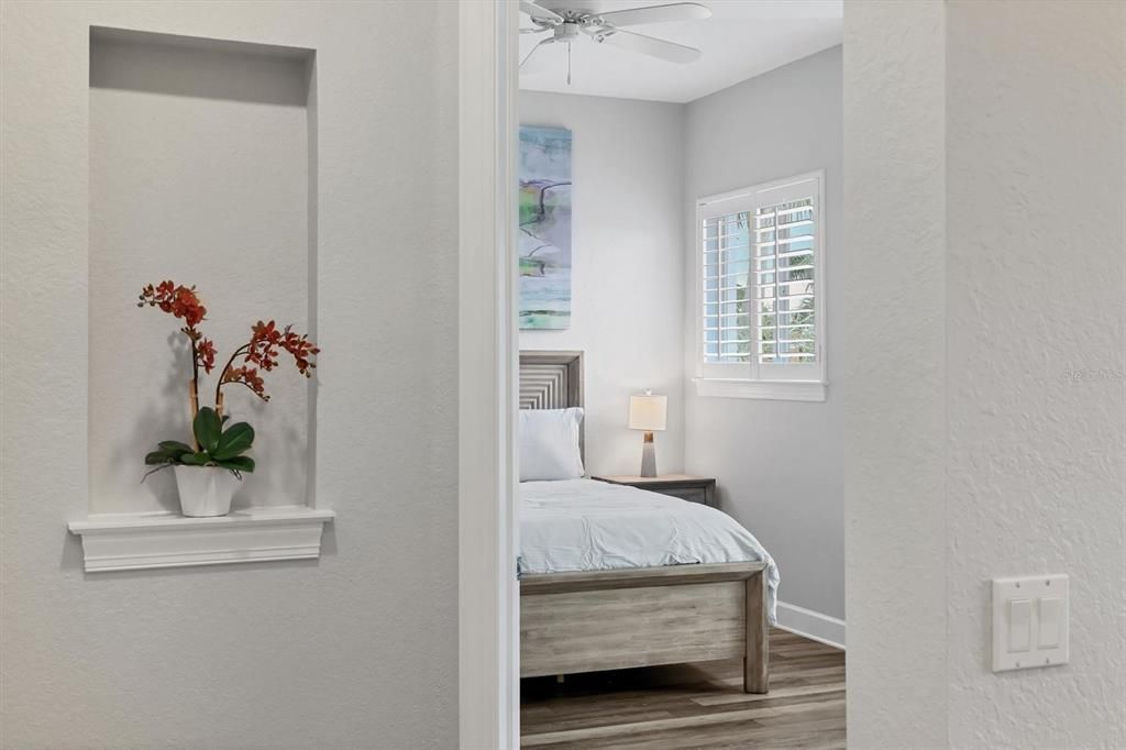 Activo con contrato: $6,200 (4 camas, 3 baños, 2719 Pies cuadrados)