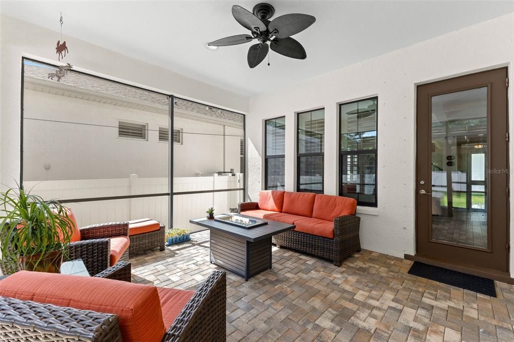 For Sale: $799,900 (4 beds, 2 baths, 2458 Square Feet)