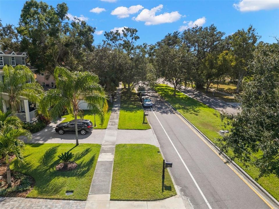 For Sale: $799,900 (4 beds, 2 baths, 2458 Square Feet)