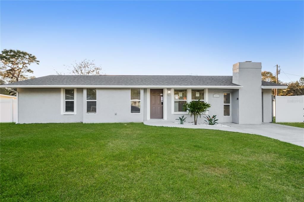 Recently Rented: $2,190 (3 beds, 2 baths, 1356 Square Feet)