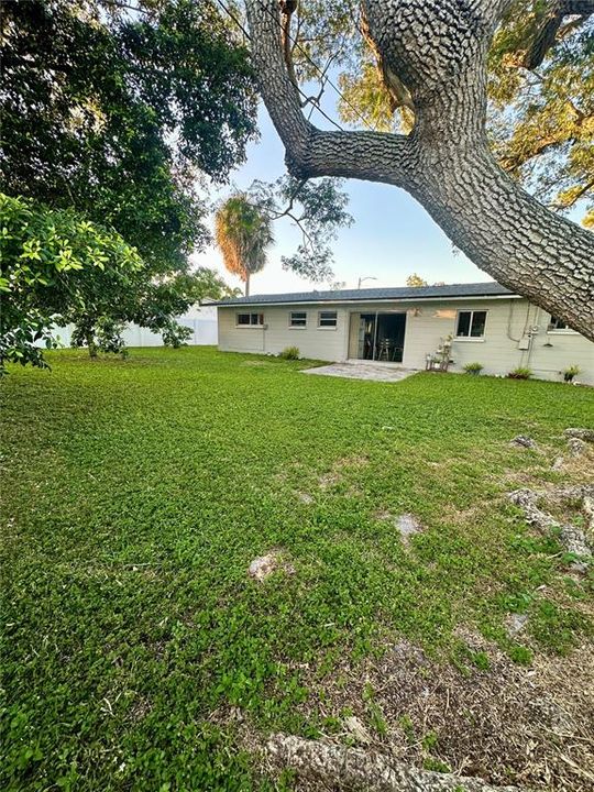 For Sale: $359,900 (3 beds, 2 baths, 1168 Square Feet)