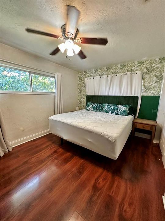 For Sale: $359,900 (3 beds, 2 baths, 1168 Square Feet)