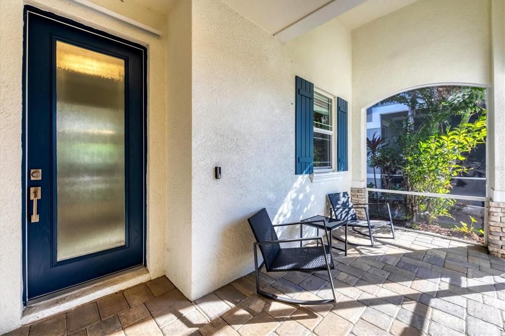 Active With Contract: $399,000 (2 beds, 2 baths, 1579 Square Feet)