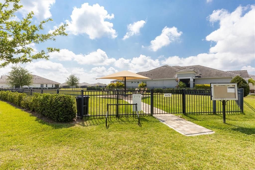 Active With Contract: $399,000 (2 beds, 2 baths, 1579 Square Feet)