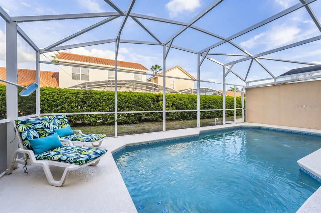 For Sale: $384,999 (4 beds, 3 baths, 1762 Square Feet)